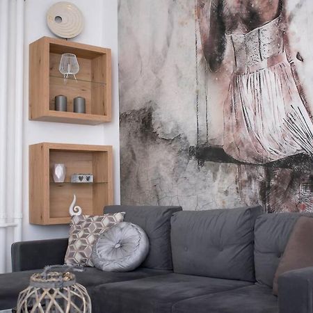 Elegant Stylish Modern Downtown Home Next 2 Danube Budapest Esterno foto