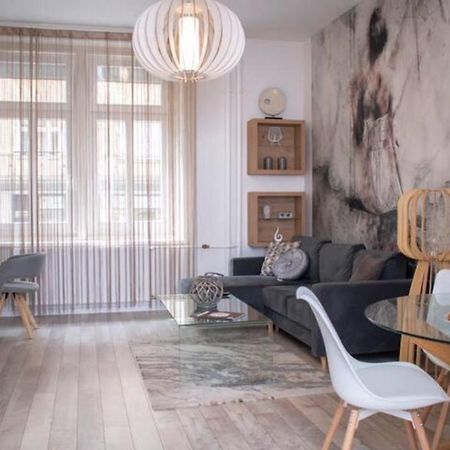 Elegant Stylish Modern Downtown Home Next 2 Danube Budapest Esterno foto